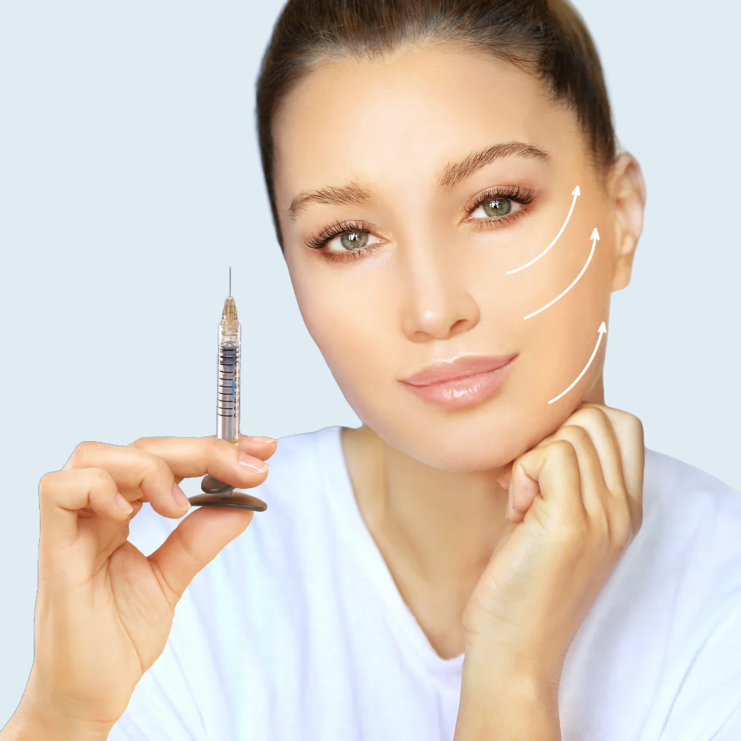 Mujer con inyección de acido hialuronico, clínica estética high care beauty en Antofagasta.